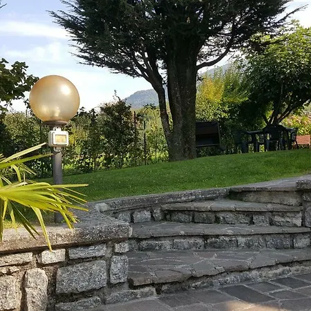 A Con Piscina Apartman *