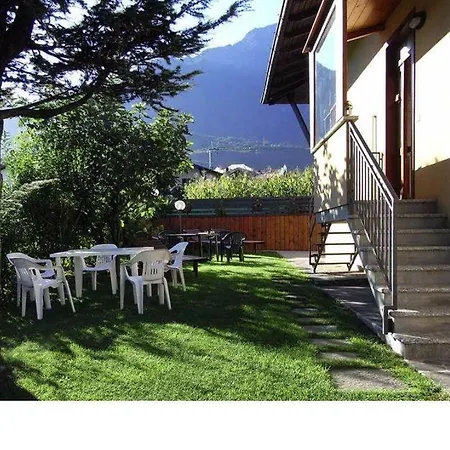 A Con Piscina Apartment *