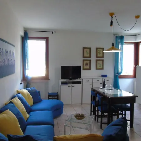 A Con Piscina Apartman *